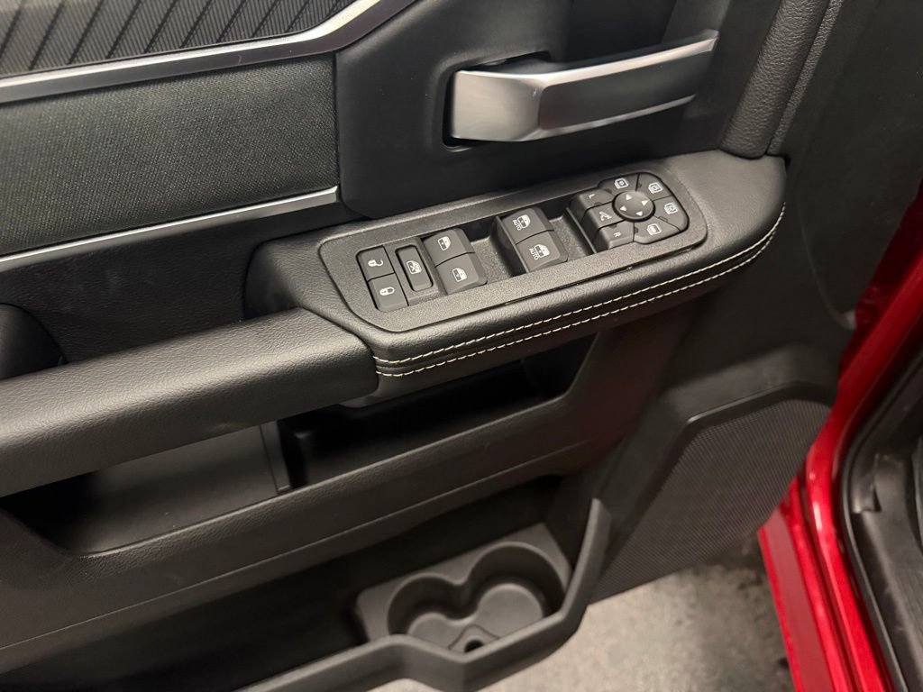 New 2026 RAM 2500 Big Horn AWD/4WD image 19