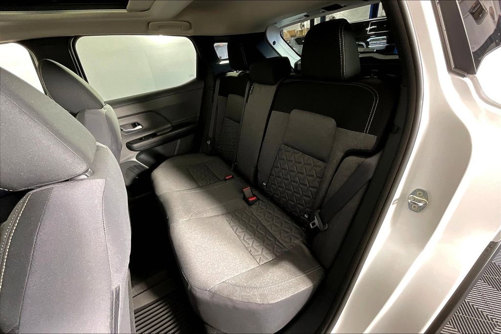 New 2025 Nissan Kicks SV w/ SV Premium Package image 15