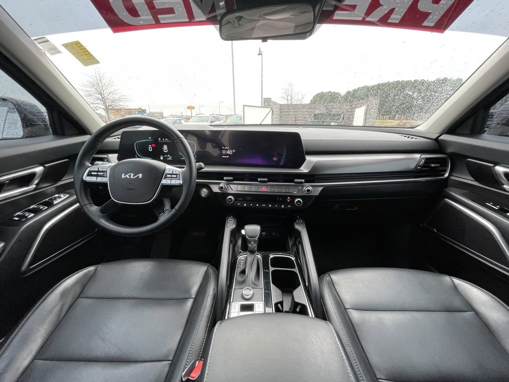 Used 2025 Kia Telluride S image 30