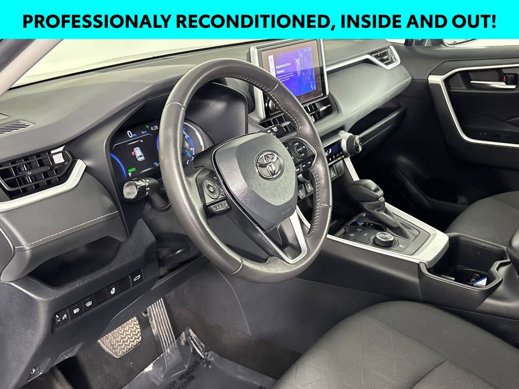 Certified 2024 Toyota RAV4 XLE w/ Convenience Package image 7