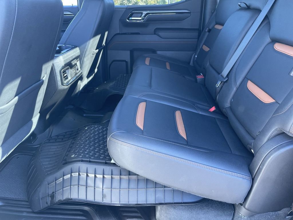 Used 2023 GMC Sierra 1500 AT4 image 25