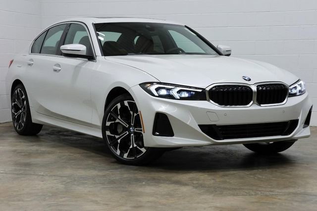 Certified 2025 BMW 330i xDrive Sedan w/ Premium Package image 4