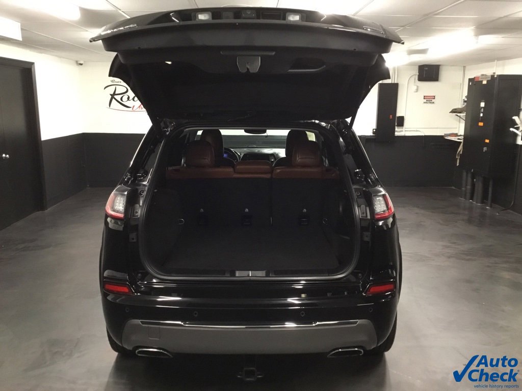 Used 2019 Jeep Cherokee Overland w/ Heavy Duty Protection Group image 12