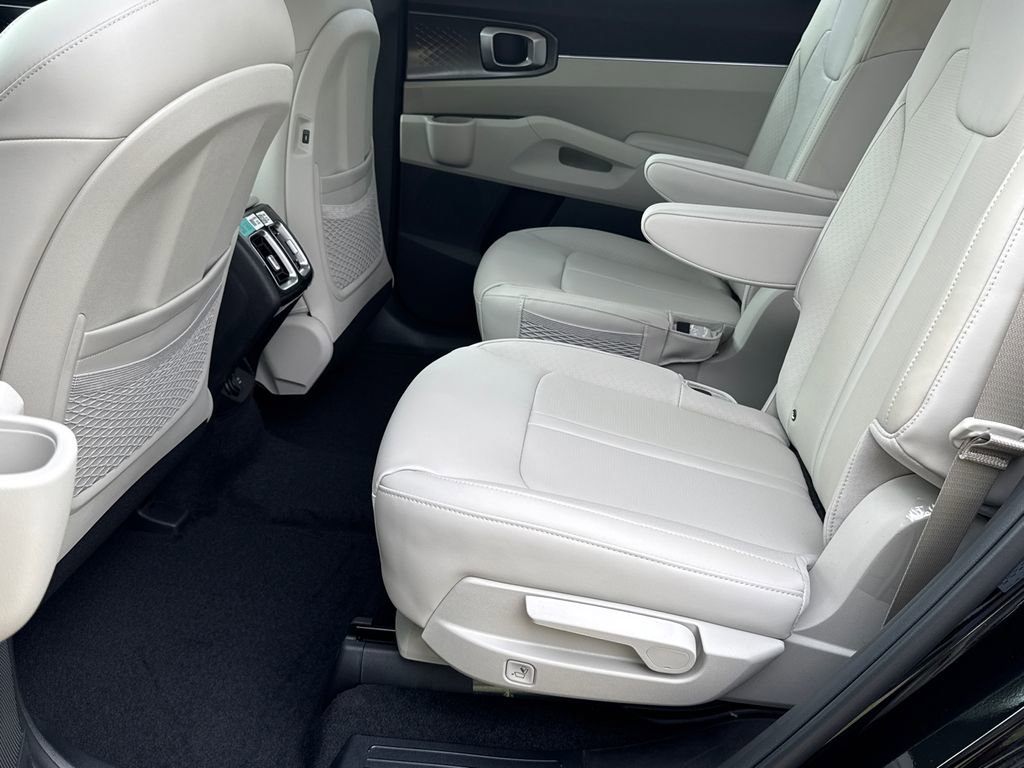 New 2025 Kia Sorento EX image 21