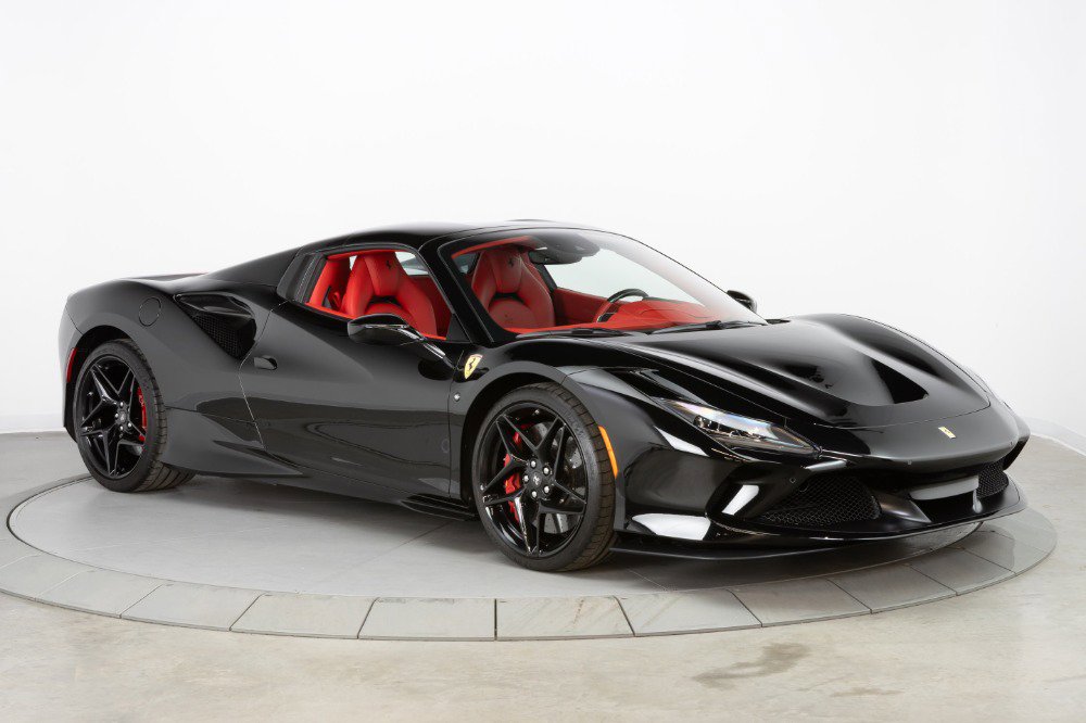 Certified 2021 Ferrari F8 Tributo image 17