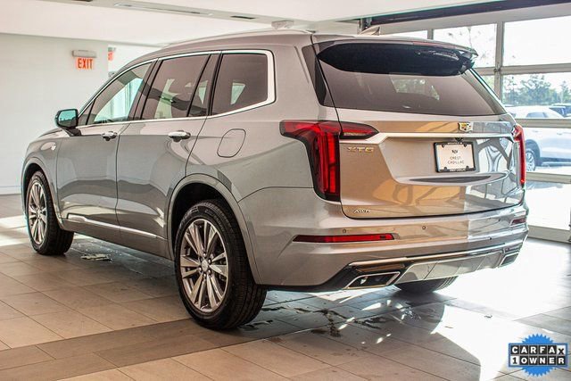 Used 2025 Cadillac XT6 Premium Luxury image 8