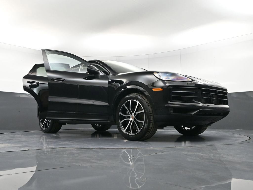 New 2026 Porsche Cayenne Coupe image 38