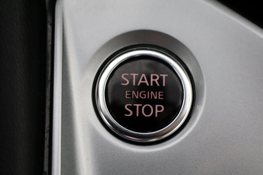 Used 2023 Nissan Altima 2.5 SR AWD/4WD image 16