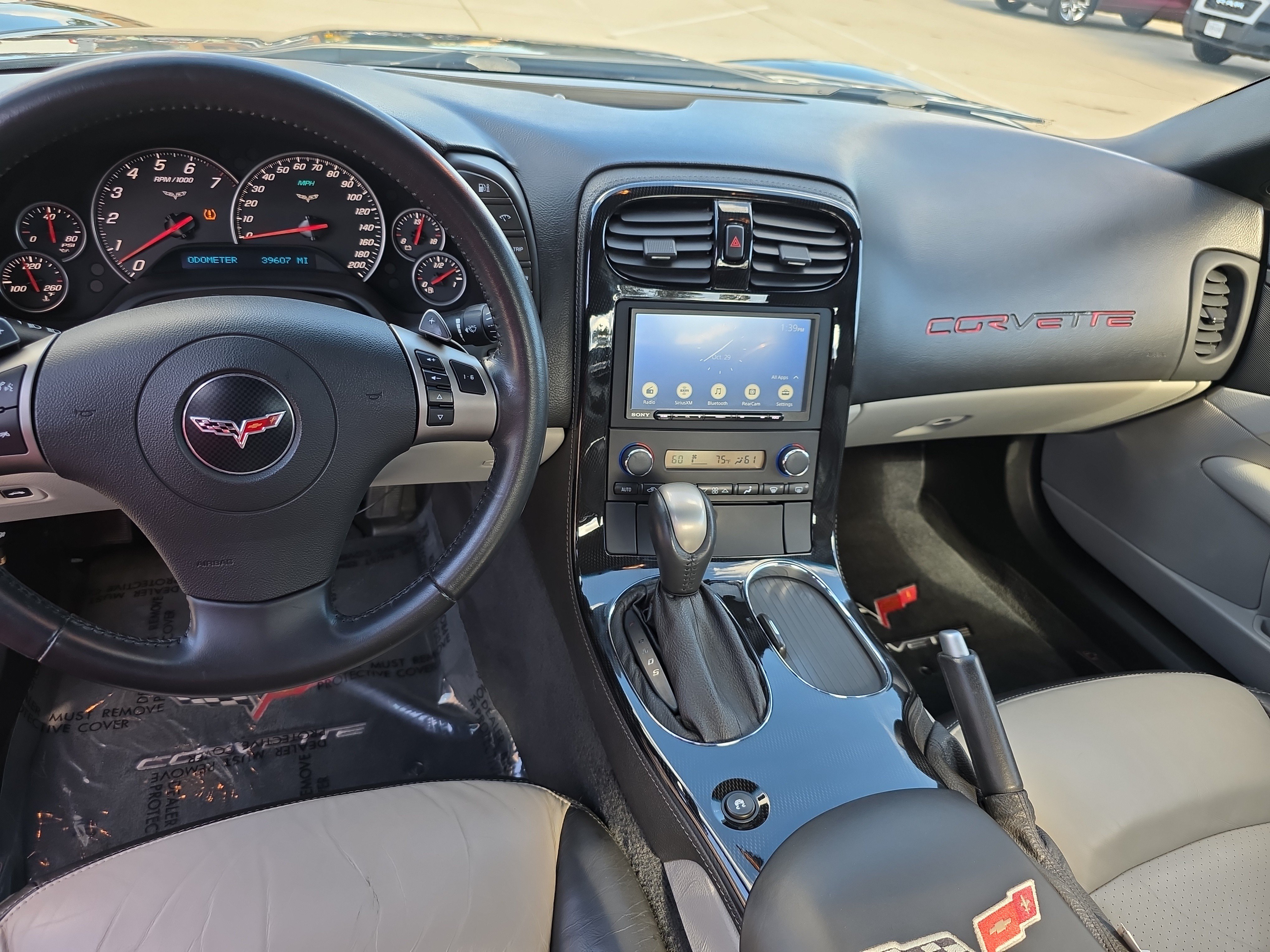 Used 2009 Chevrolet Corvette Convertible w/ Preferred Equipment Group RWD image 29