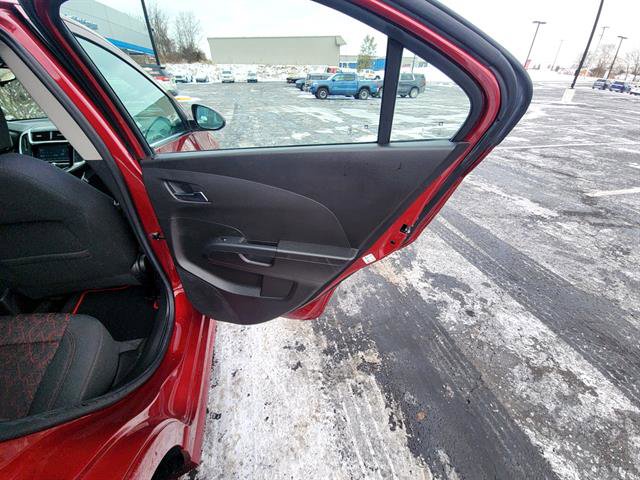 Used 2017 Chevrolet Sonic LT w/ Convenience Package image 12