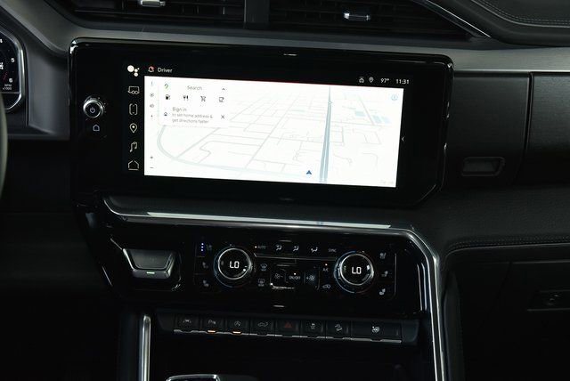 Used 2024 GMC Sierra 1500 Denali w/ Technology Package AWD/4WD image 34