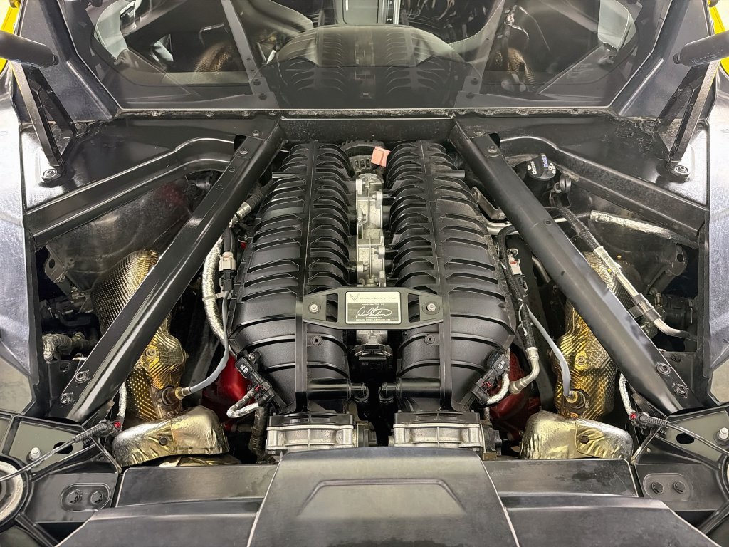 Used 2025 Chevrolet Corvette Z06 RWD image 27