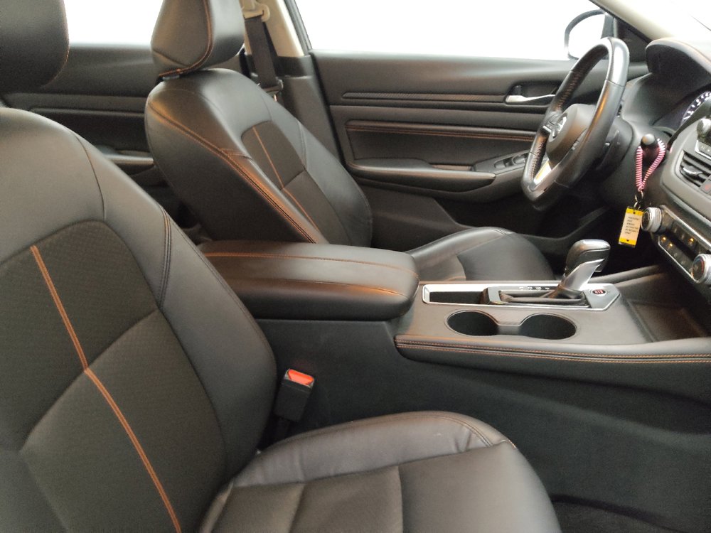 Used 2022 Nissan Altima 2.0 SR FWD image 21