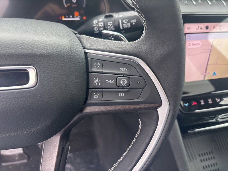 New 2026 Jeep Grand Cherokee Altitude AWD/4WD image 19