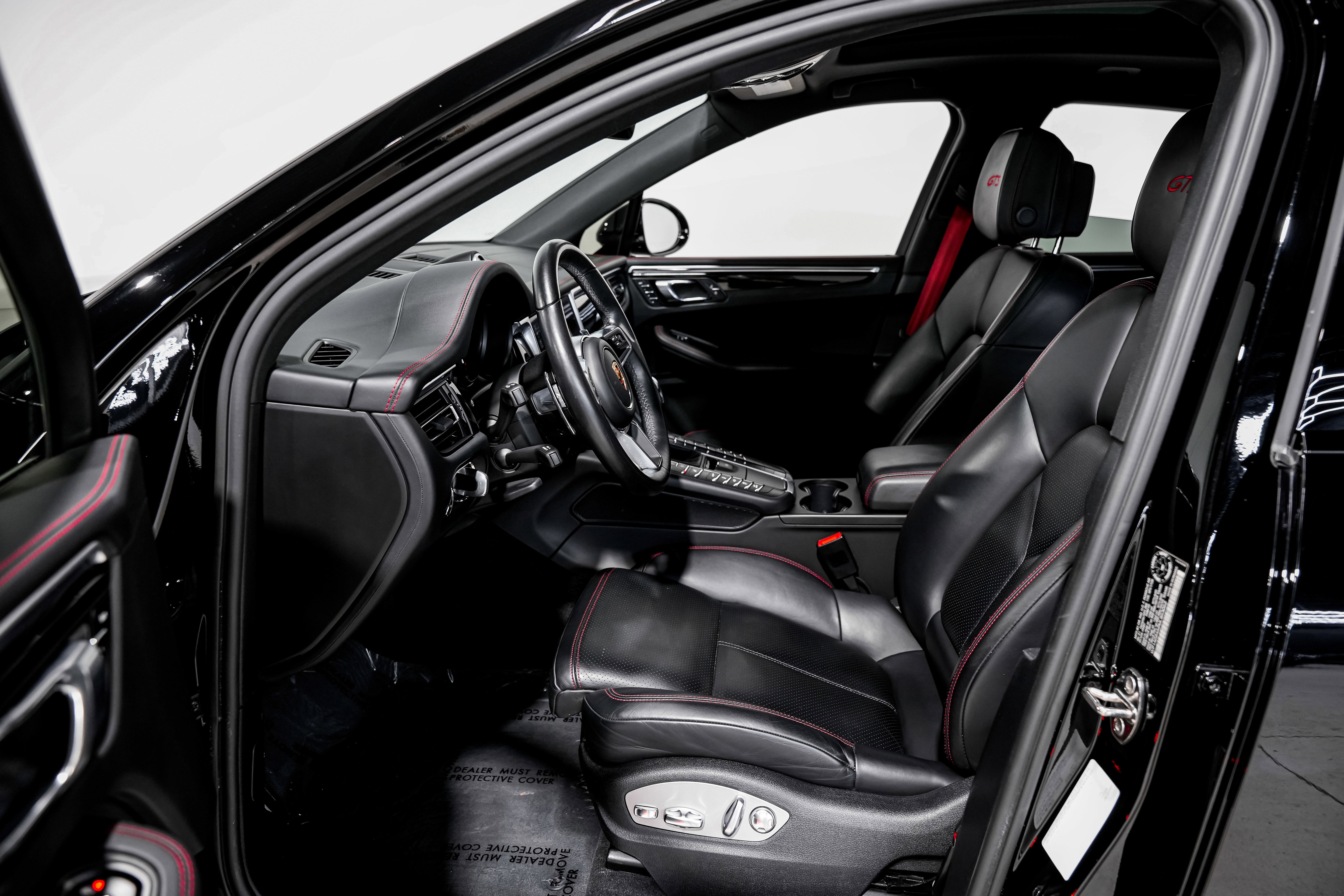 Used 2021 Porsche Macan GTS image 19