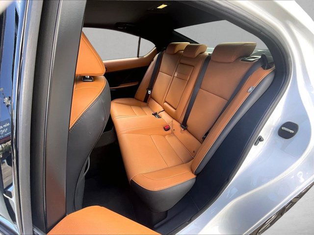 Used 2024 Lexus IS 350 F Sport RWD image 27