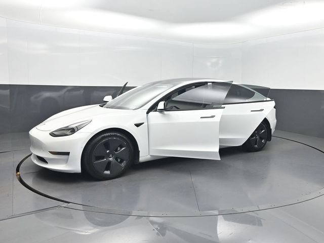 Used 2021 Tesla Model 3 Standard Range Plus RWD image 26