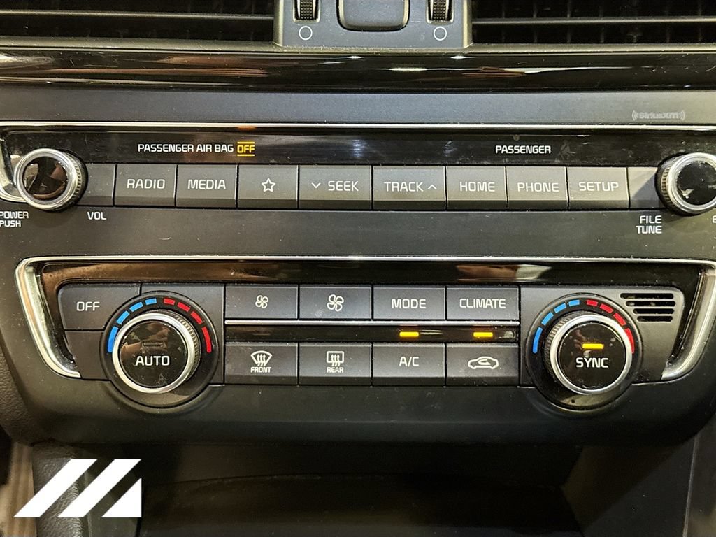 Used 2019 Kia Optima LX w/ LX Premium Package FWD image 16