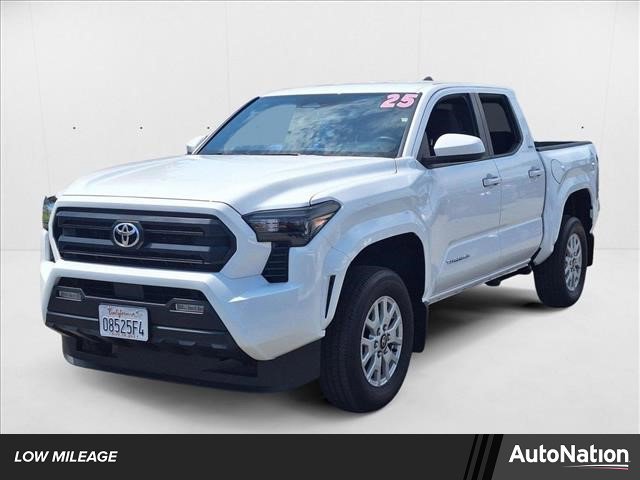 Used 2025 Toyota Tacoma SR5