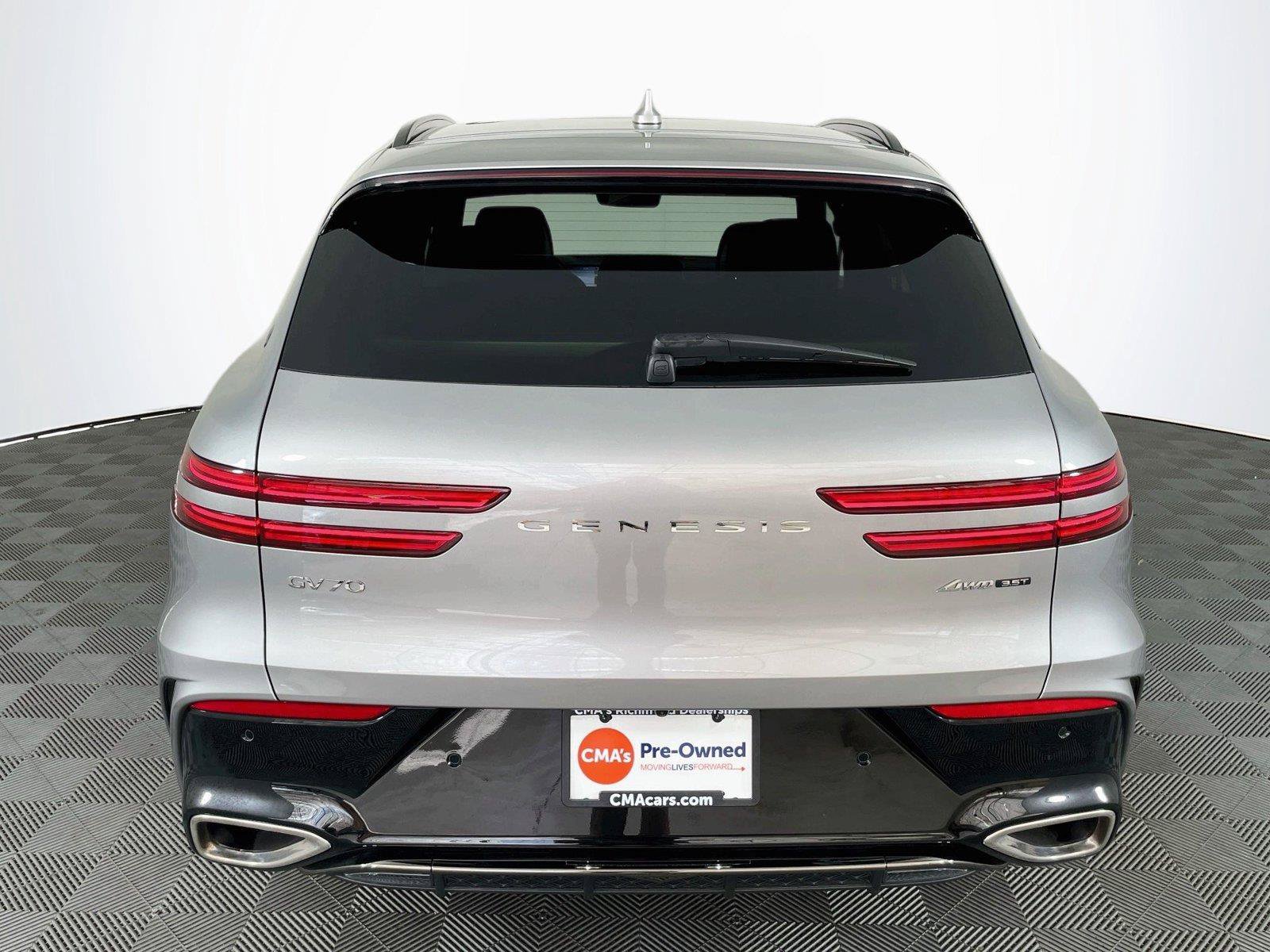 Used 2026 Genesis GV70 3.5T Sport Advanced AWD/4WD image 7