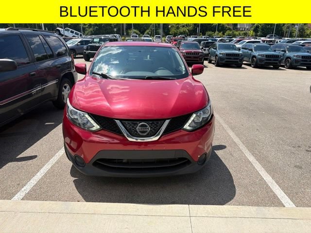 Used 2018 Nissan Rogue Sport S AWD/4WD image 2