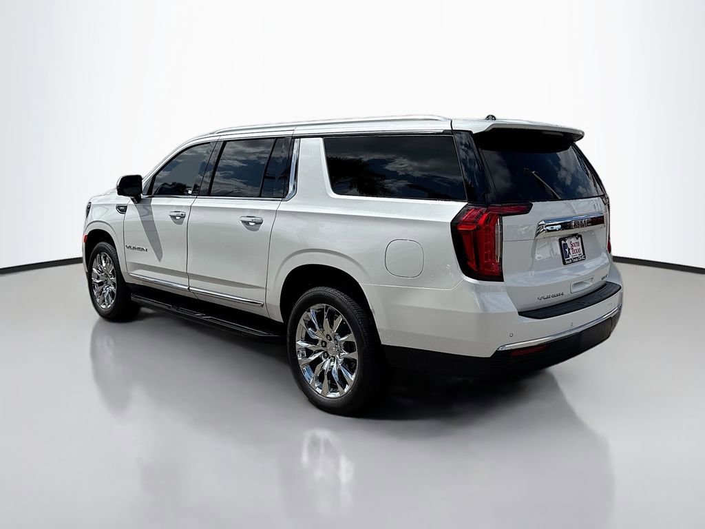 Used 2024 GMC Yukon XL SLT w/ SLT Luxury Package image 5