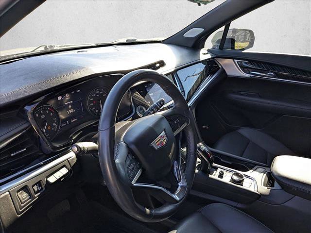 Used 2024 Cadillac XT6 Premium Luxury w/ Technology Package image 10