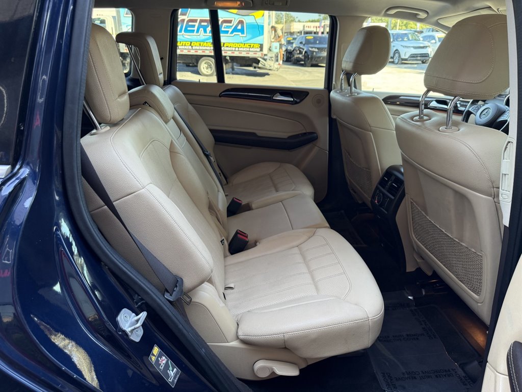 Used 2017 Mercedes-Benz GLS 450 4MATIC w/ Premium Package image 19
