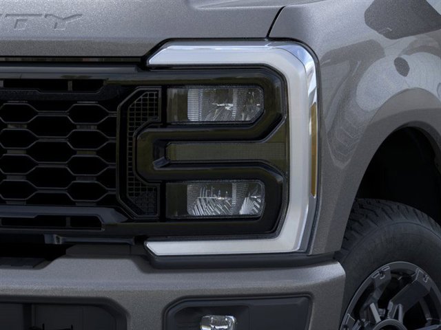New 2026 Ford F350 4x4 Crew Cab Super Duty image 19
