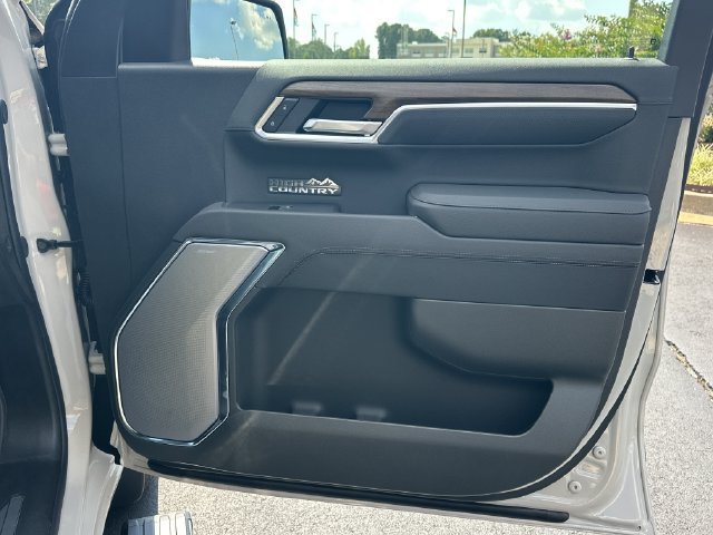 New 2026 Chevrolet Silverado 1500 High Country w/ Technology Package AWD/4WD image 14