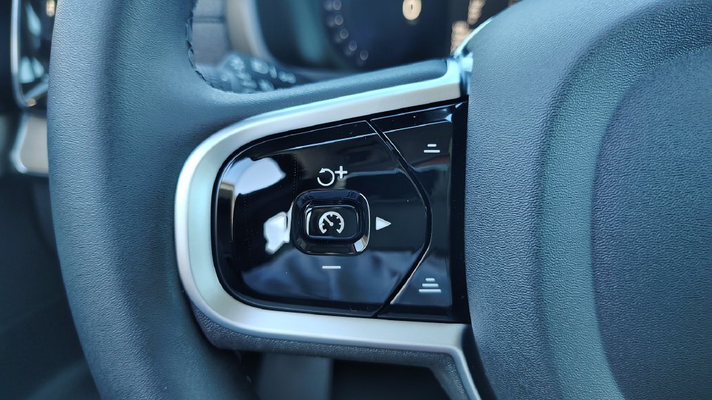 New 2026 Volvo XC90 B6 Plus AWD/4WD image 15