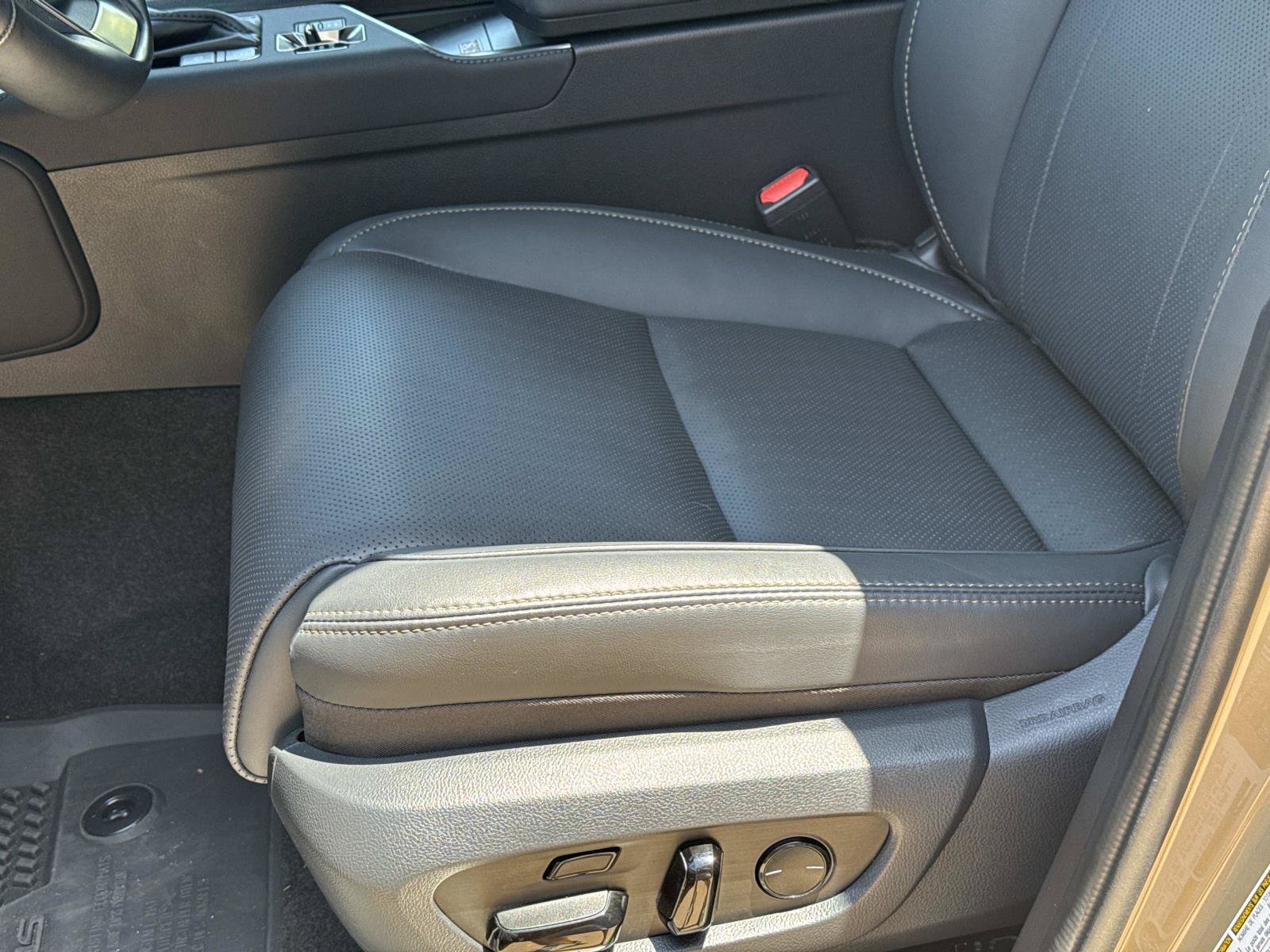 Certified 2025 Lexus GX 550 AWD/4WD image 12