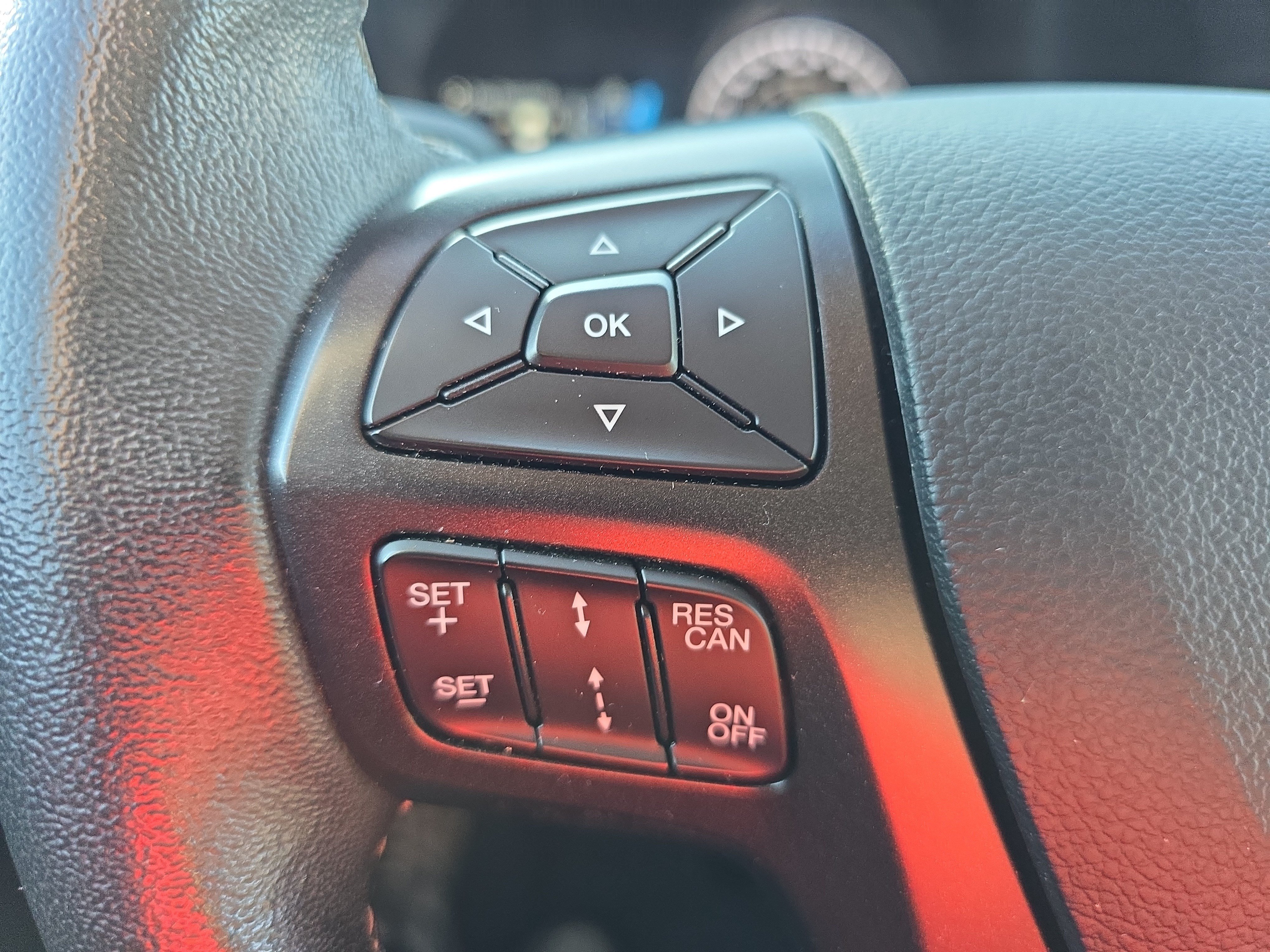 Used 2022 Ford Ranger Lariat w/ Tremor Off-Road Package AWD/4WD image 16