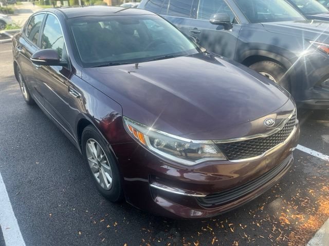 Used 2018 Kia Optima LX FWD image 1