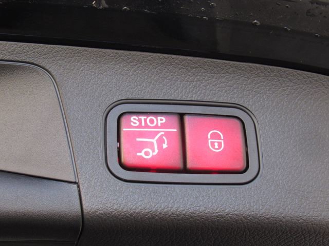 Used 2026 Mercedes-Benz GLA 250 4MATIC image 23