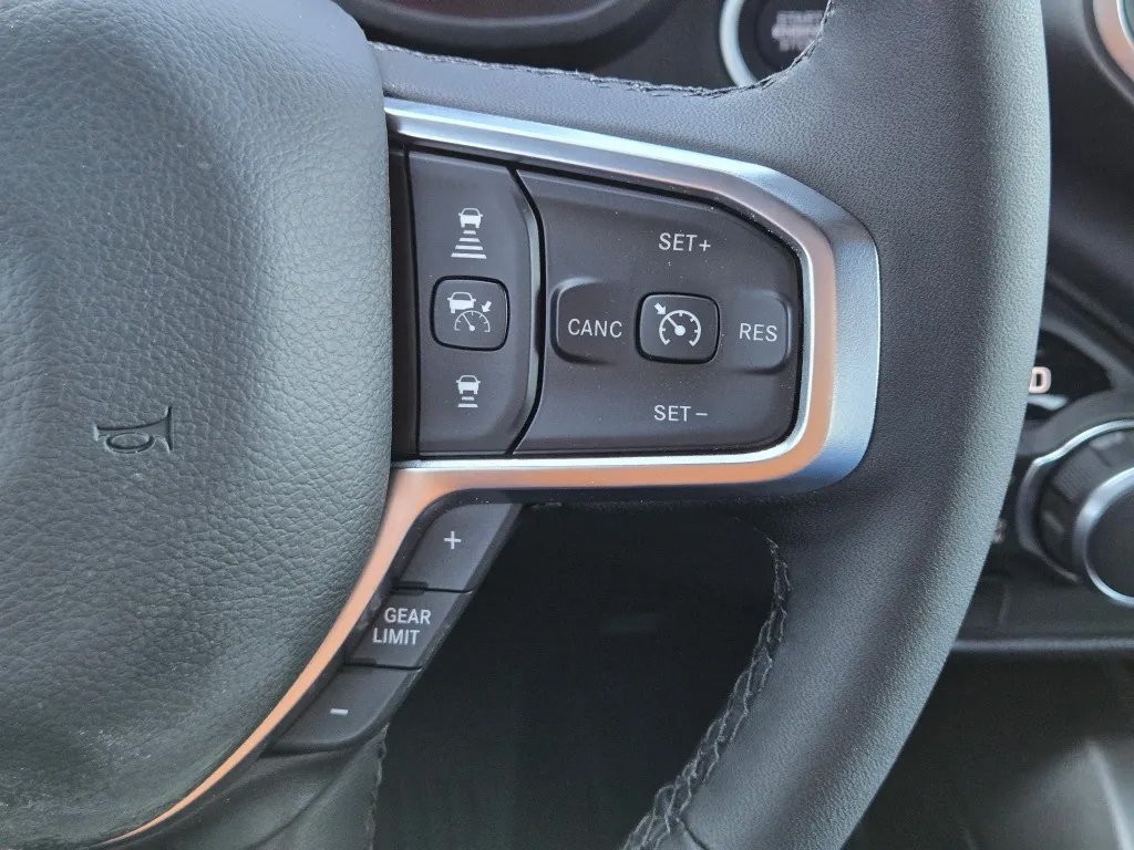 New 2026 RAM 1500 Big Horn AWD/4WD image 17