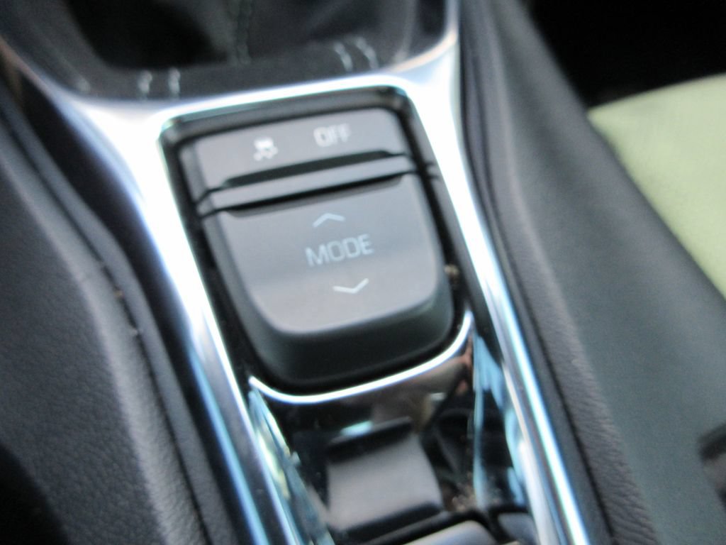 Used 2020 Chevrolet Camaro SS RWD image 25