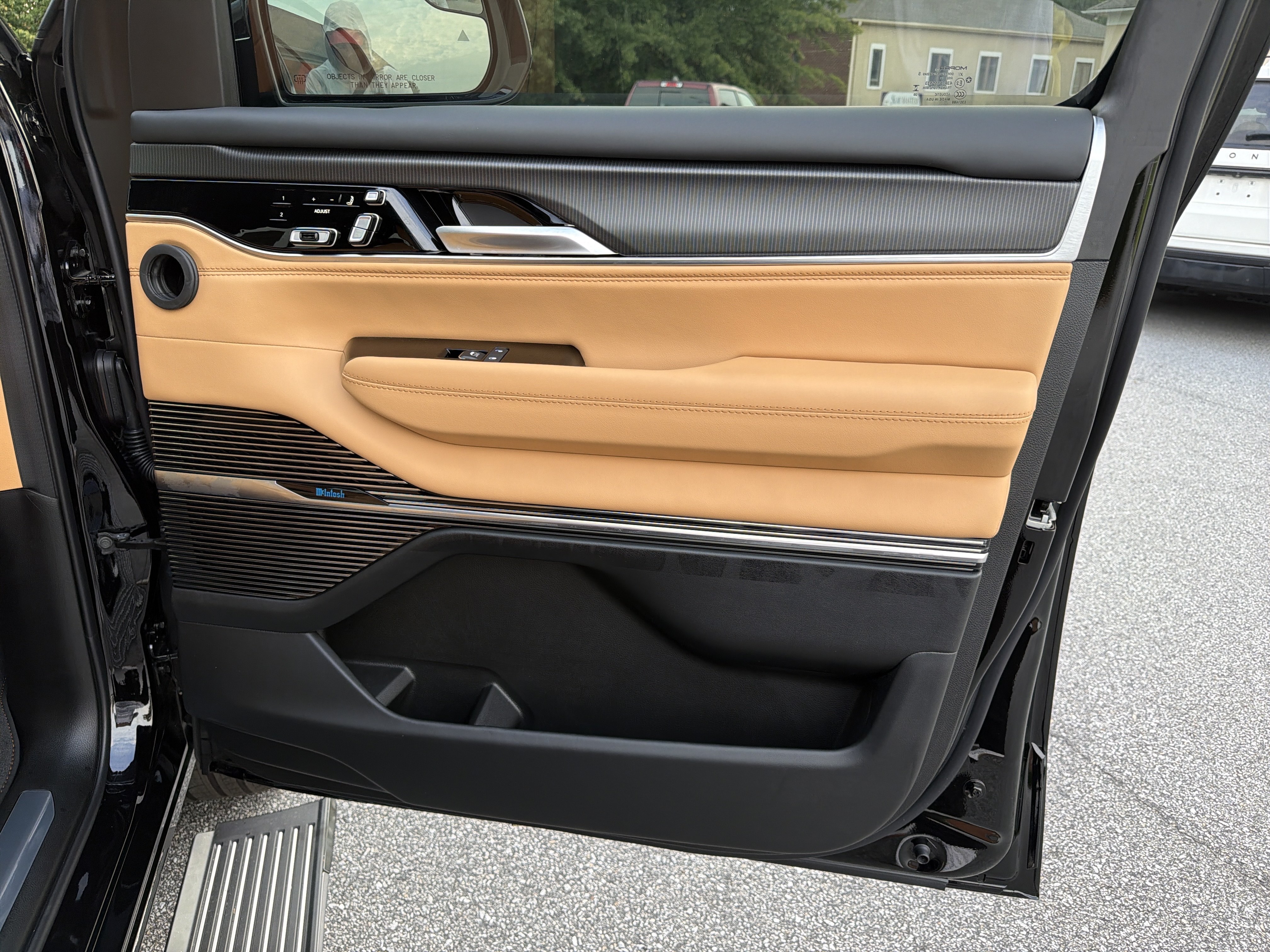 New 2026 Jeep Grand Wagoneer Summit AWD/4WD image 15