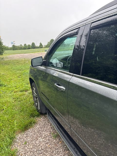 Used 2019 Chevrolet Suburban Premier AWD/4WD image 9