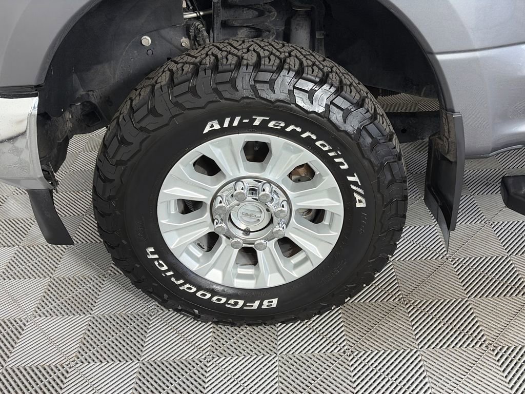 Certified 2021 Ford F250 XLT w/ XLT Value Package AWD/4WD image 8