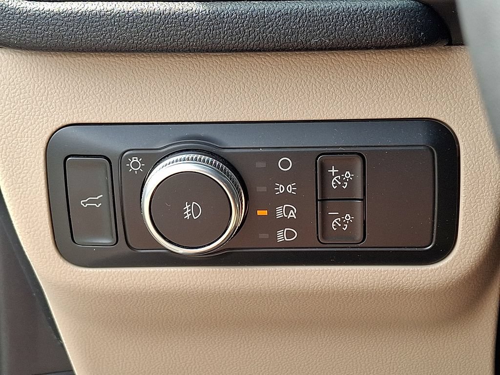 Used 2021 Ford Escape SEL FWD image 23
