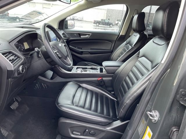 Used 2024 Ford Edge SEL w/ Convenience Package image 9