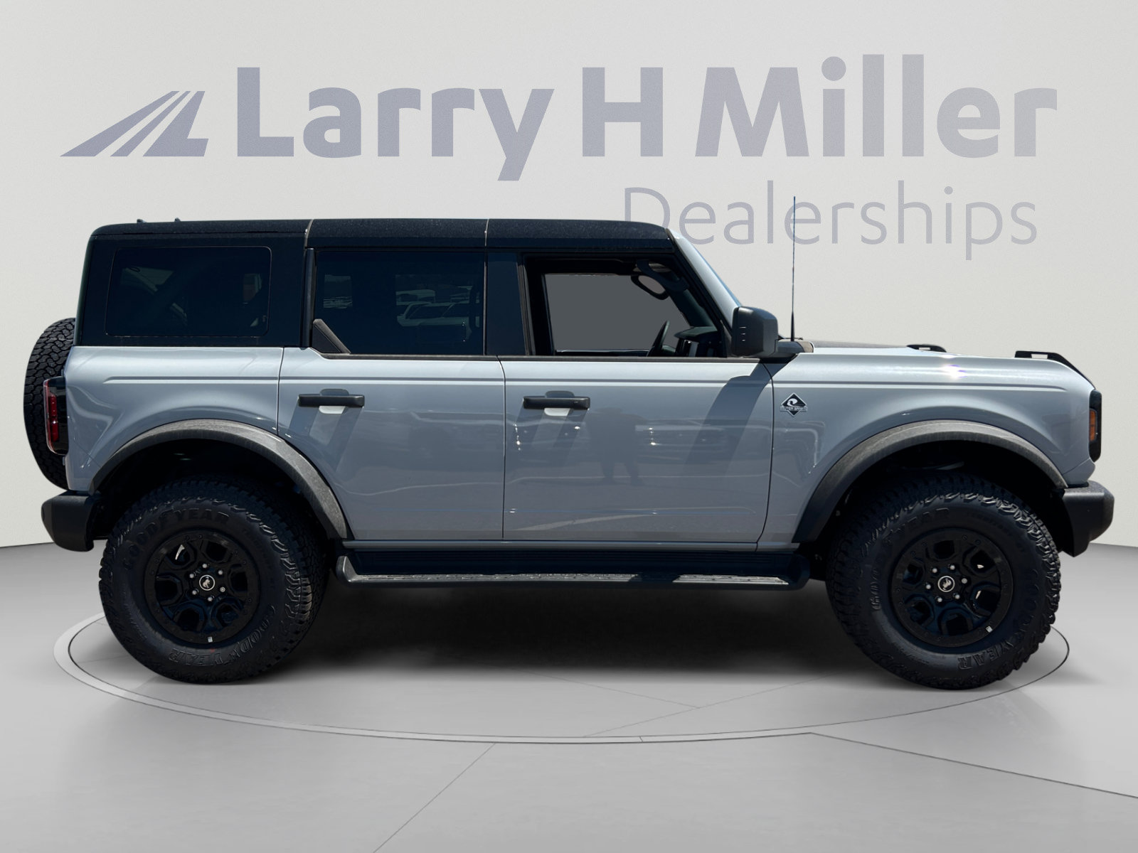 New 2026 Ford Bronco Outer Banks w/ Sasquatch Package AWD/4WD image 6