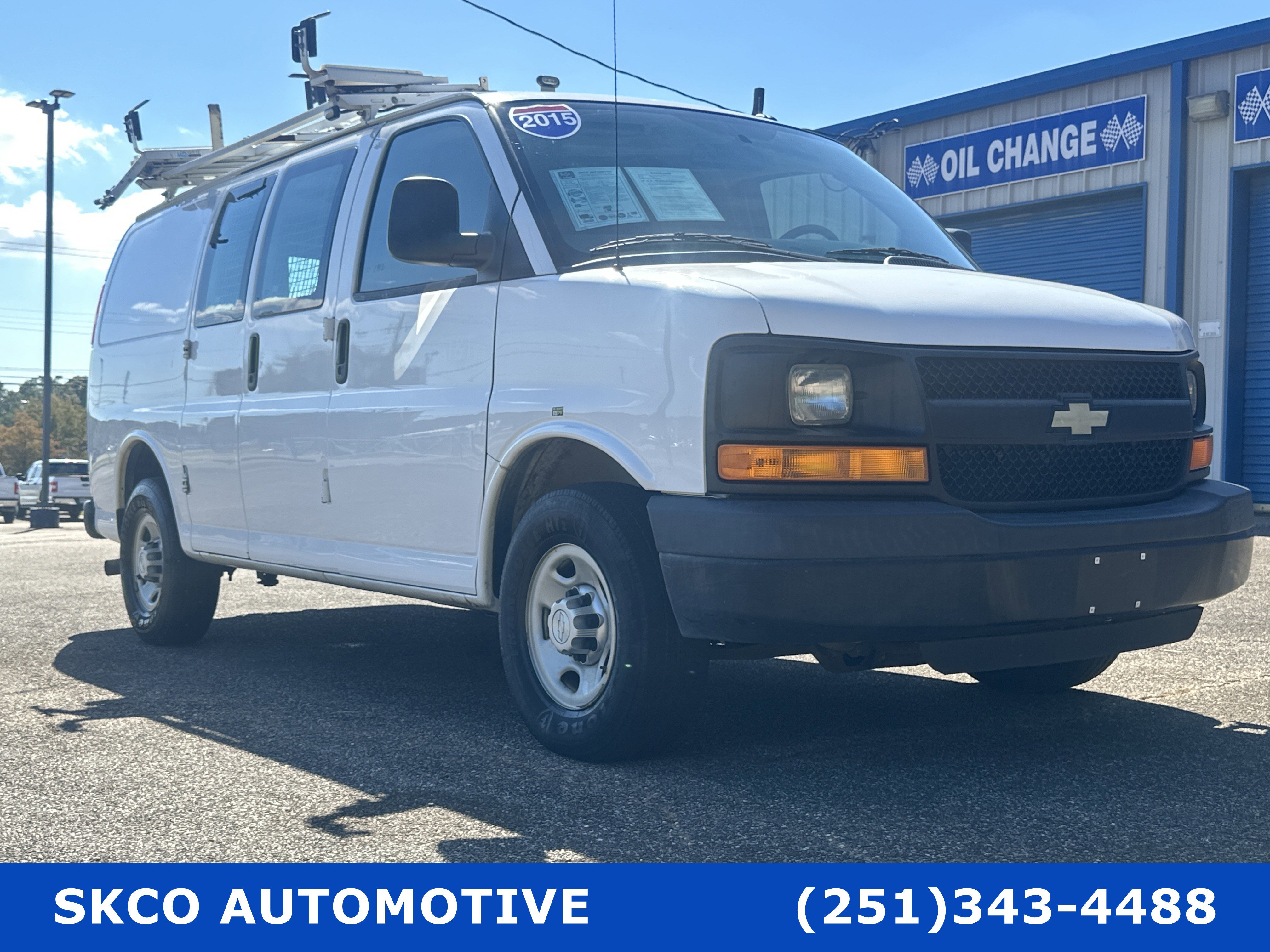 Used 2015 Chevrolet Express 2500 image 7