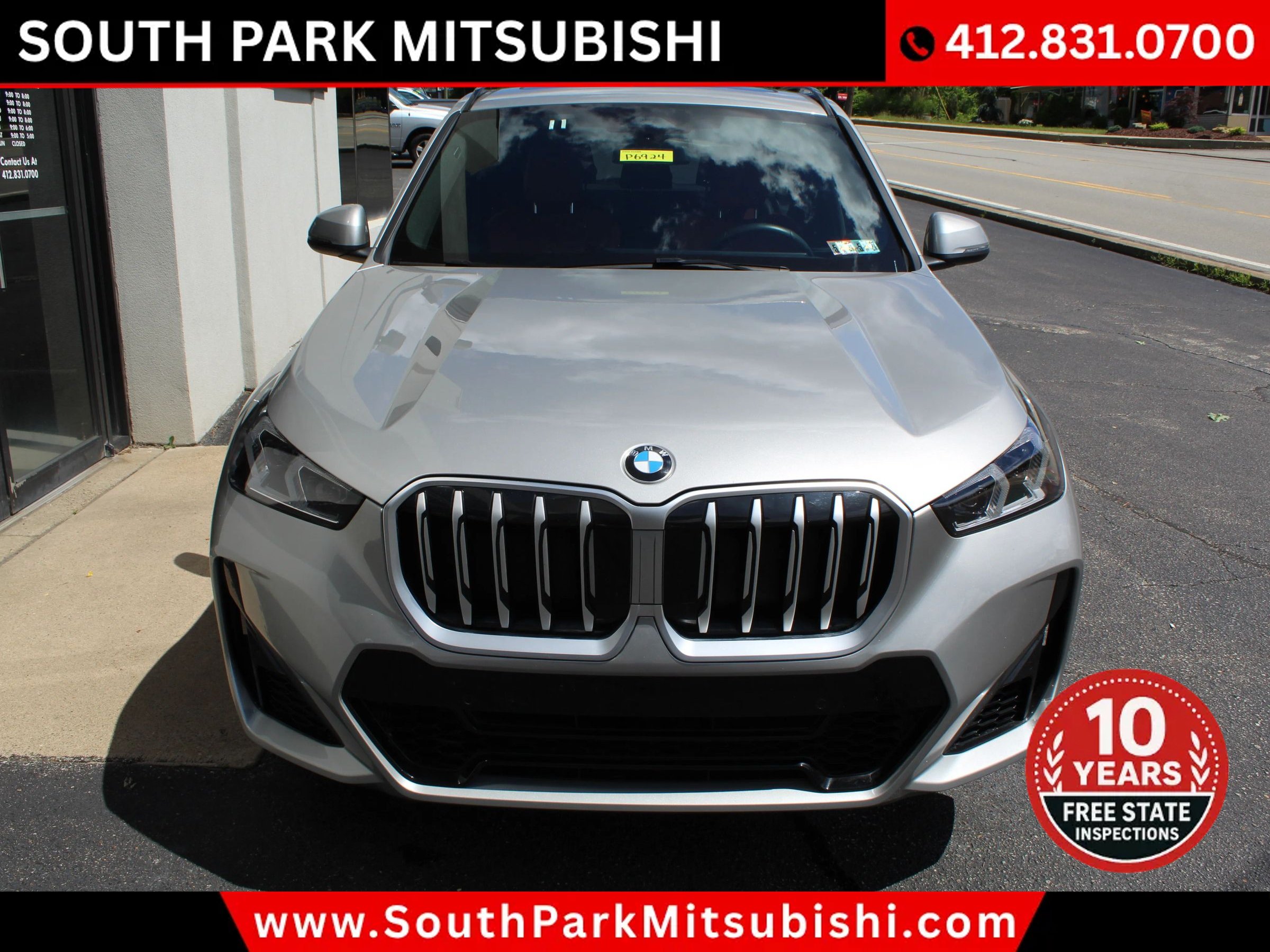 Used 2025 BMW X1 xDrive28i w/ M Sport Package AWD/4WD image 4