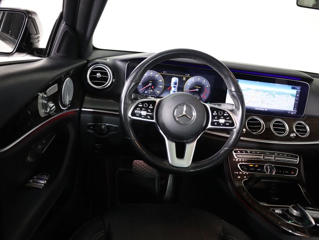 Certified 2019 Mercedes-Benz E 300 4MATIC image 34