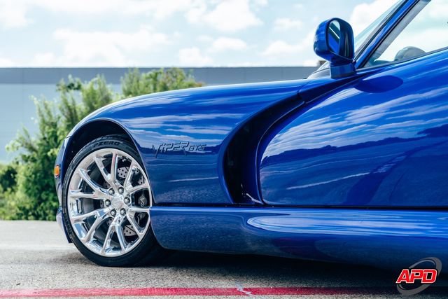 Used 1996 Dodge Viper GTS RWD image 31