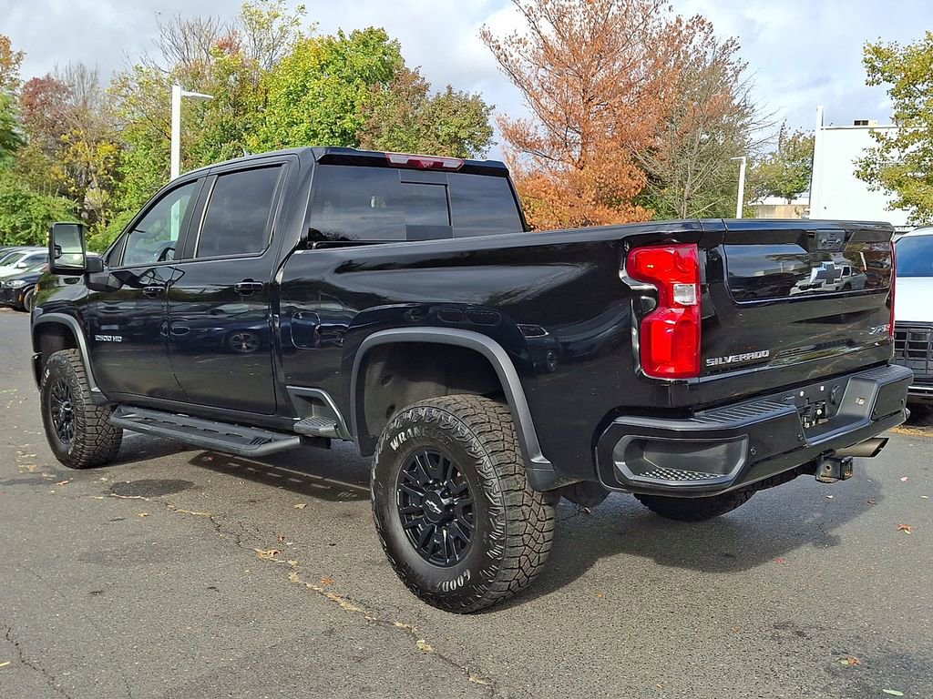 Used 2024 Chevrolet Silverado 2500 ZR2 w/ Technology Package image 6