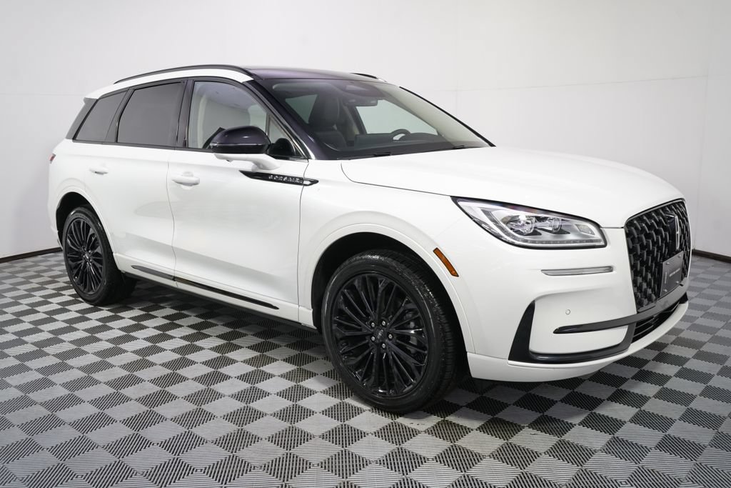 New 2026 Lincoln Corsair Reserve w/ Jet Appearance Package AWD/4WD image 8