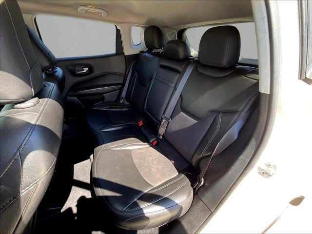 Used 2020 Jeep Compass Latitude FWD image 24